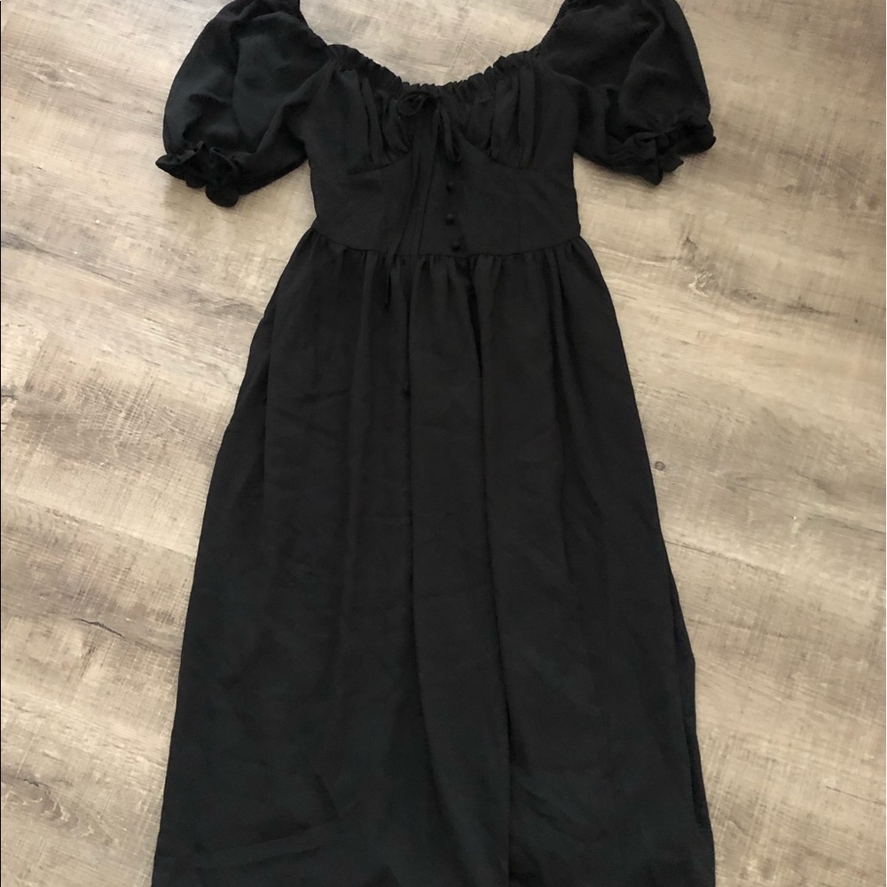 Black midi dress puffer sleeves